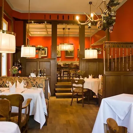 Gasthaus Zur Post 3*